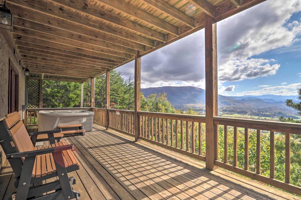 Smoky Mountain Retreat With Hot Tub, Arcade Games Villa Pigeon Forge Buitenkant foto