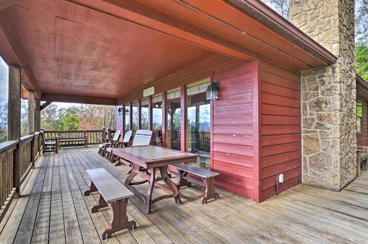 Smoky Mountain Retreat With Hot Tub, Arcade Games Villa Pigeon Forge Buitenkant foto