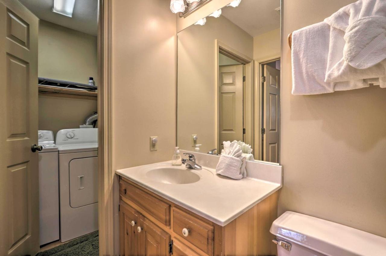 Smoky Mountain Retreat With Hot Tub, Arcade Games Villa Pigeon Forge Buitenkant foto